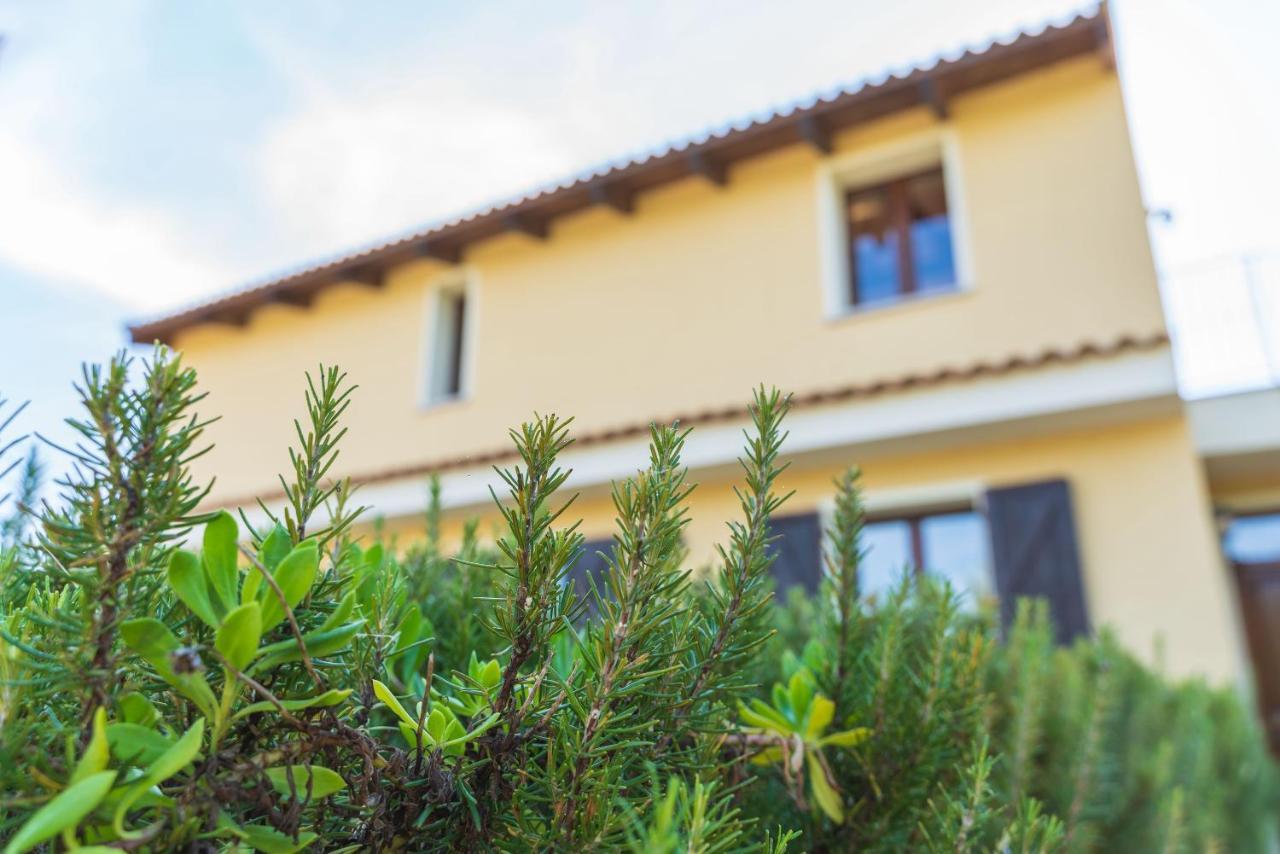 Villa Immersa Nella Natura Perfugas Luaran gambar